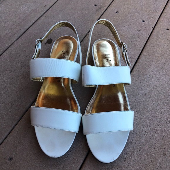 sandals - Picture 2 of 3